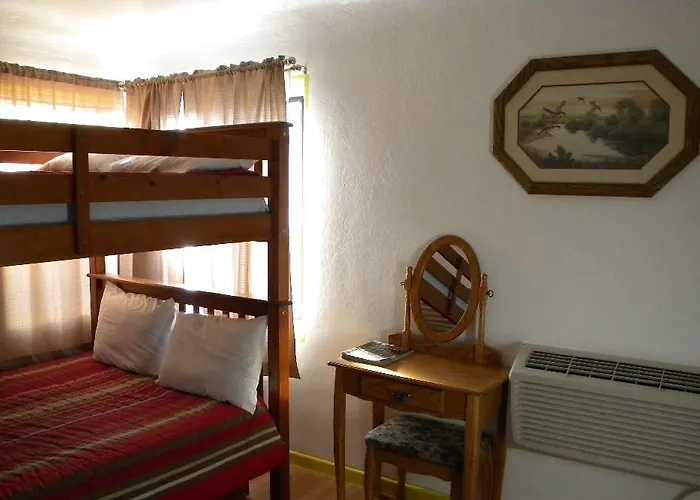 Grand Motel
