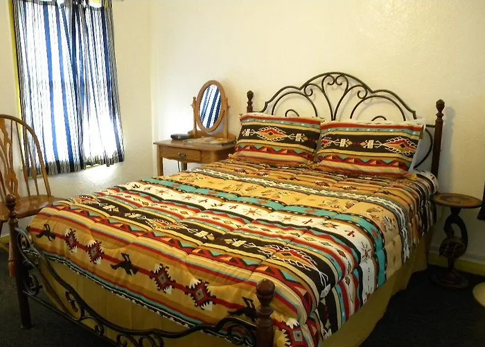 Grand Motel